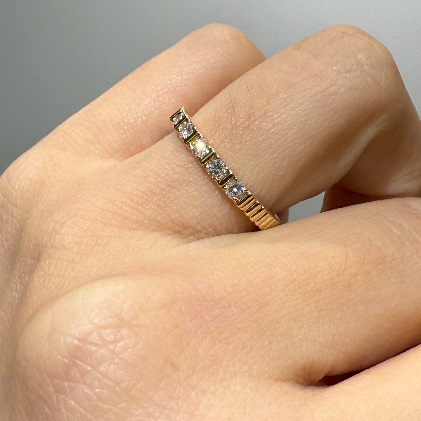 Lab diamond round 0.5ct bar setting half eternity vertical line ring