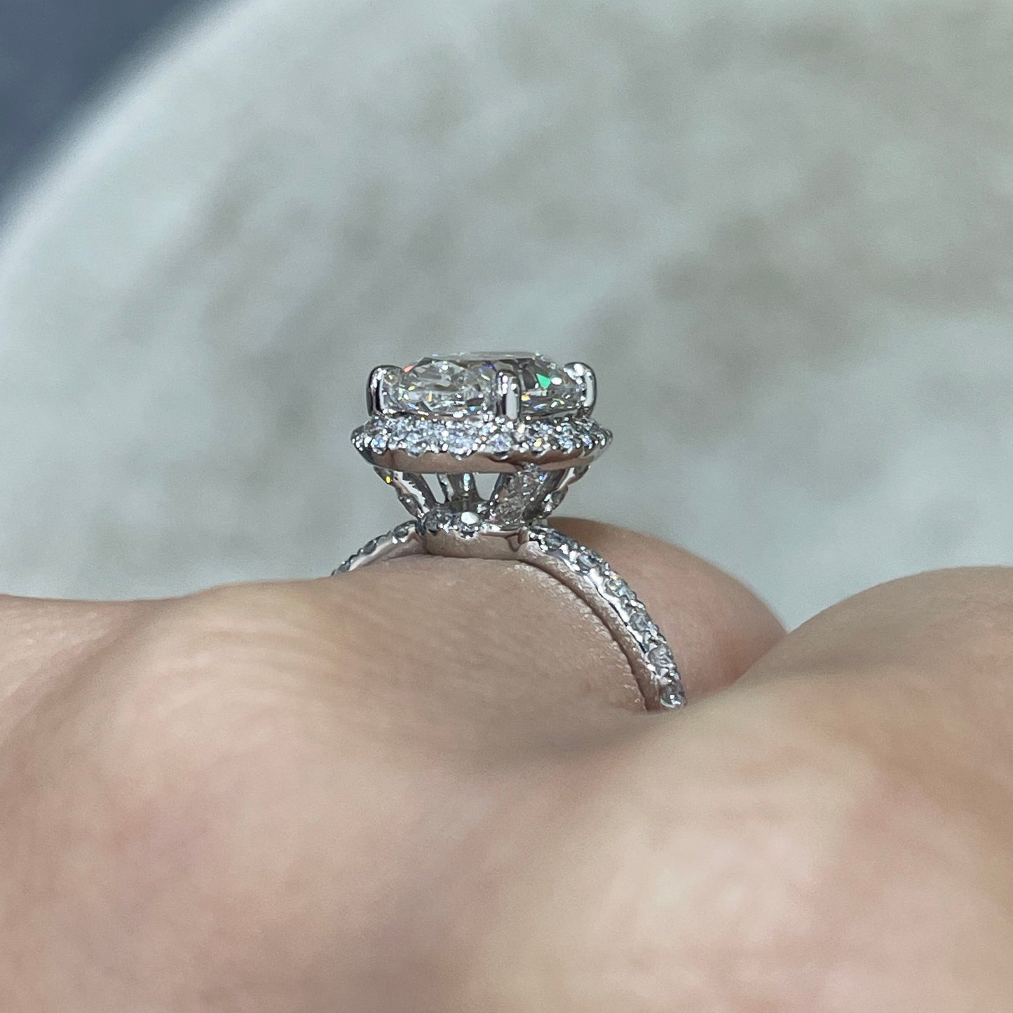 IGI Lab diamond Oval shape 2.5ct halo full pave ring