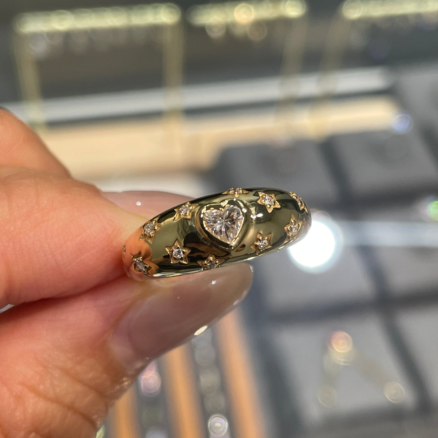 Lab Diamond Heart shape 0.15ct bezel starburst dome ring