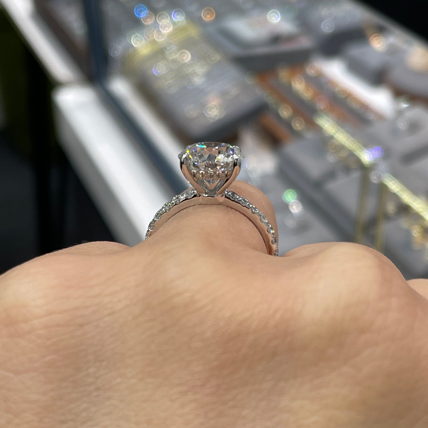 IGI Lab diamond round 3.5ct four-prong under halo pave ring