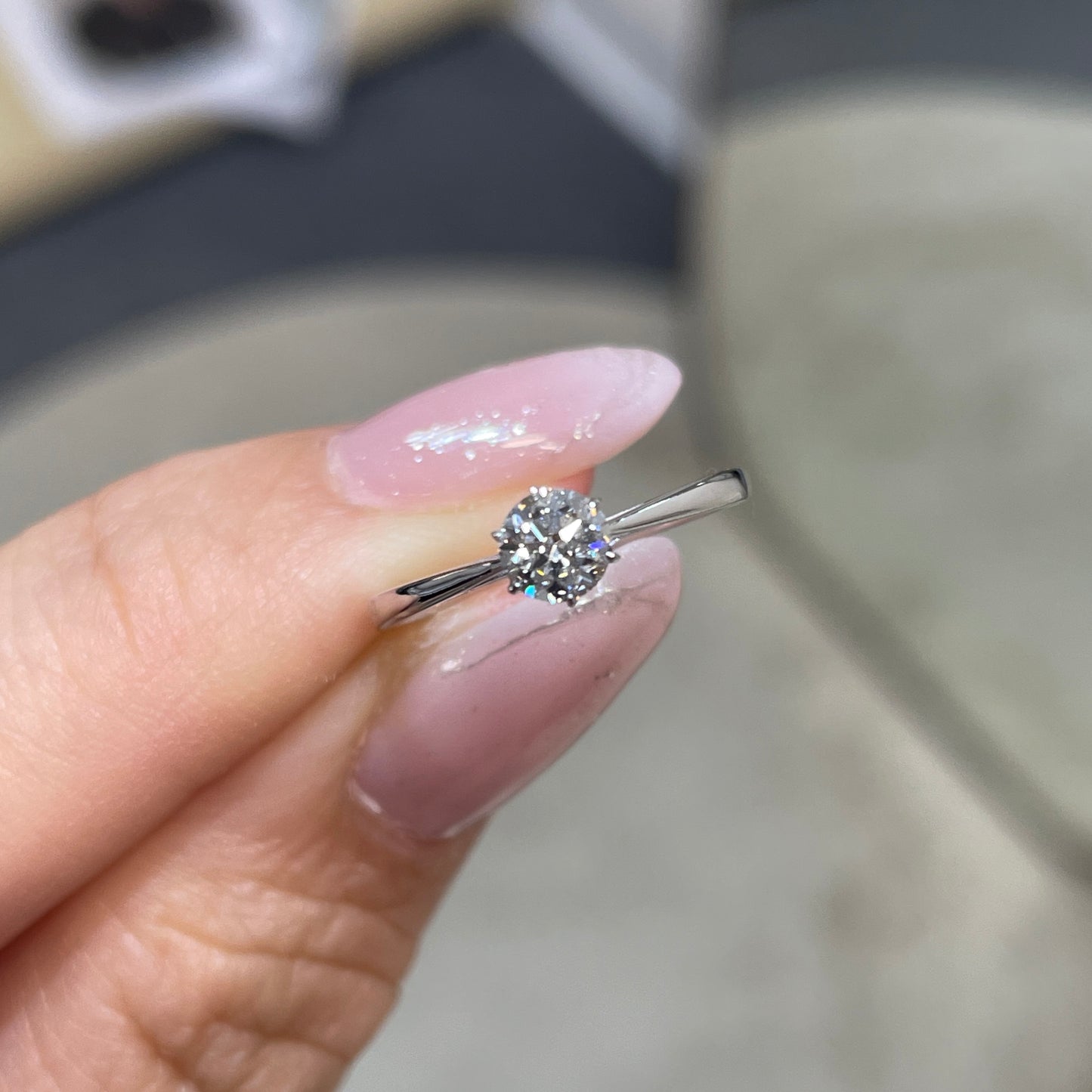 Lab diamond round 0.3ct six-prong solitaire ring