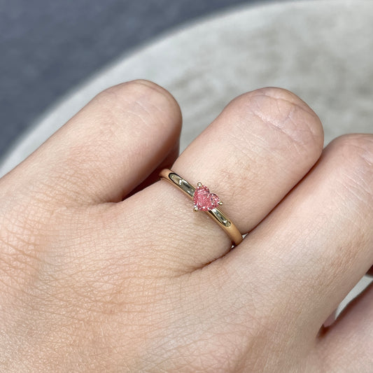 9k Lab pink diamond heart 0.29ct  three-prong solitaire ring