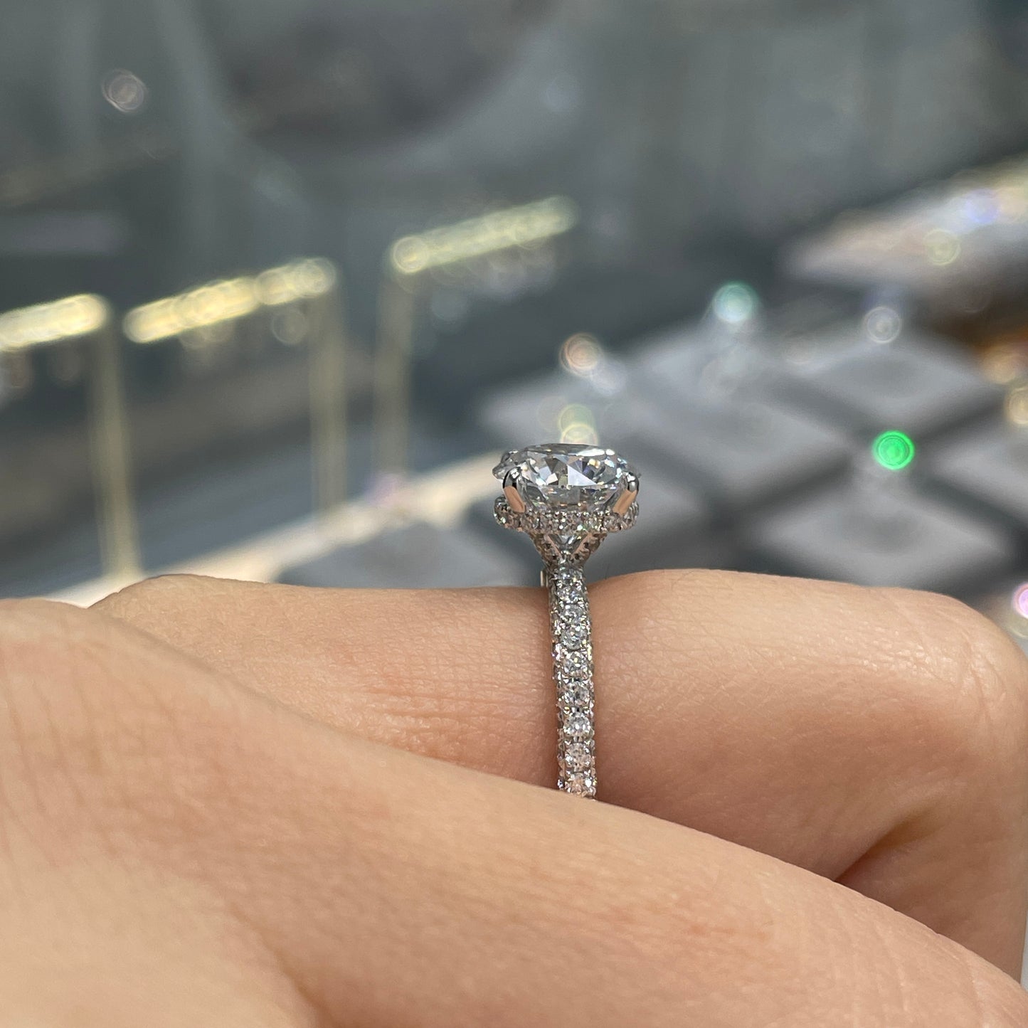 IGI Lab diamond Round 2ct underhalo with underpaved three-side pave band ring