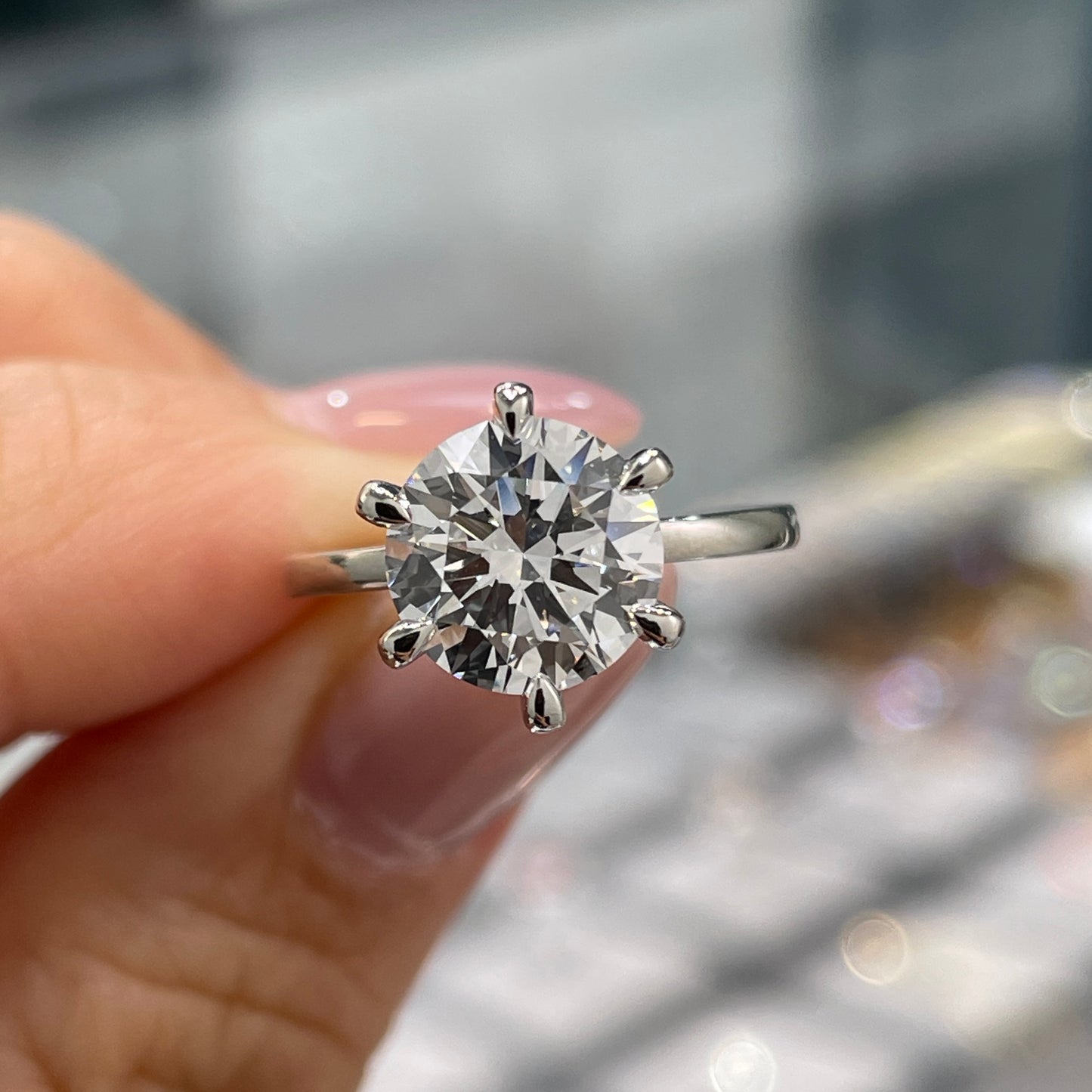 IGI Lab diamond Round 2ct six-prong solitaire ring