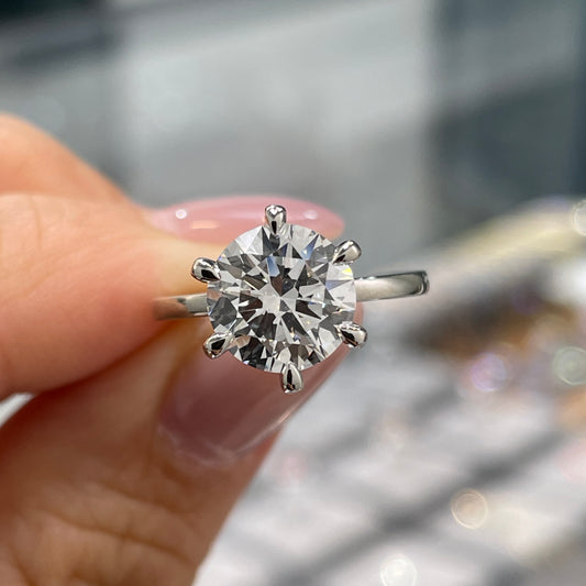 IGI Lab diamond Round 2ct six-prong solitaire ring