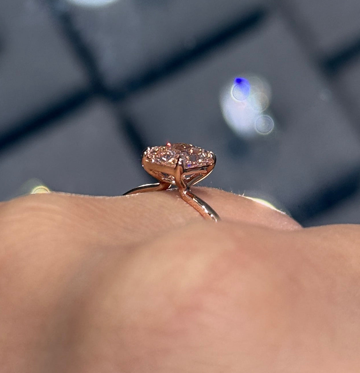 IGI lab pink diamond Radiant cut 1ct four-prong ring