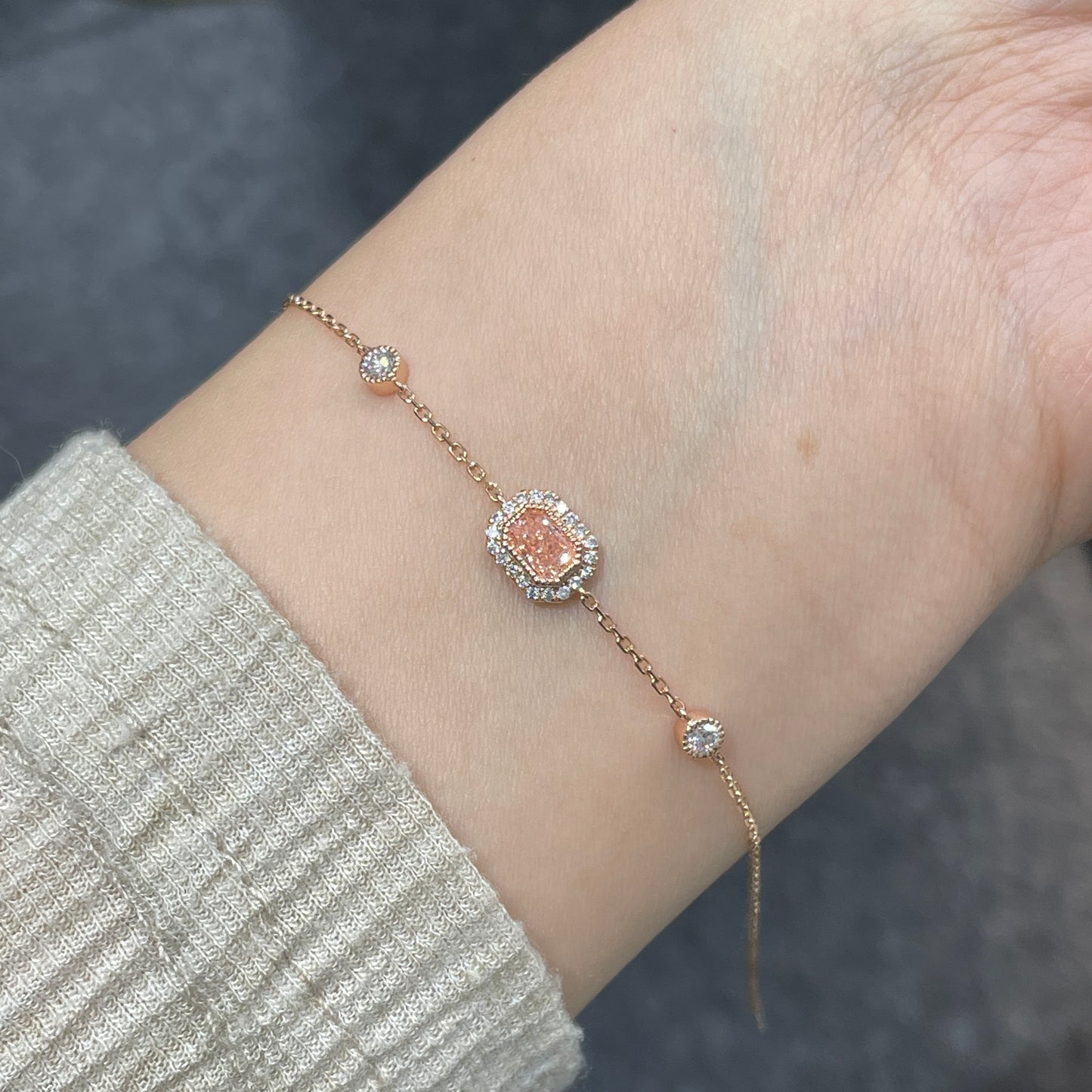 Lab pink diamond radiant cut 0.3ct halo with round milgrain bezel bracelet
