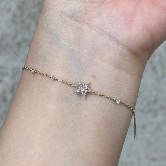 9k Lab diamond kite cut 0.29ct Illusion star with little diamonds bracelet