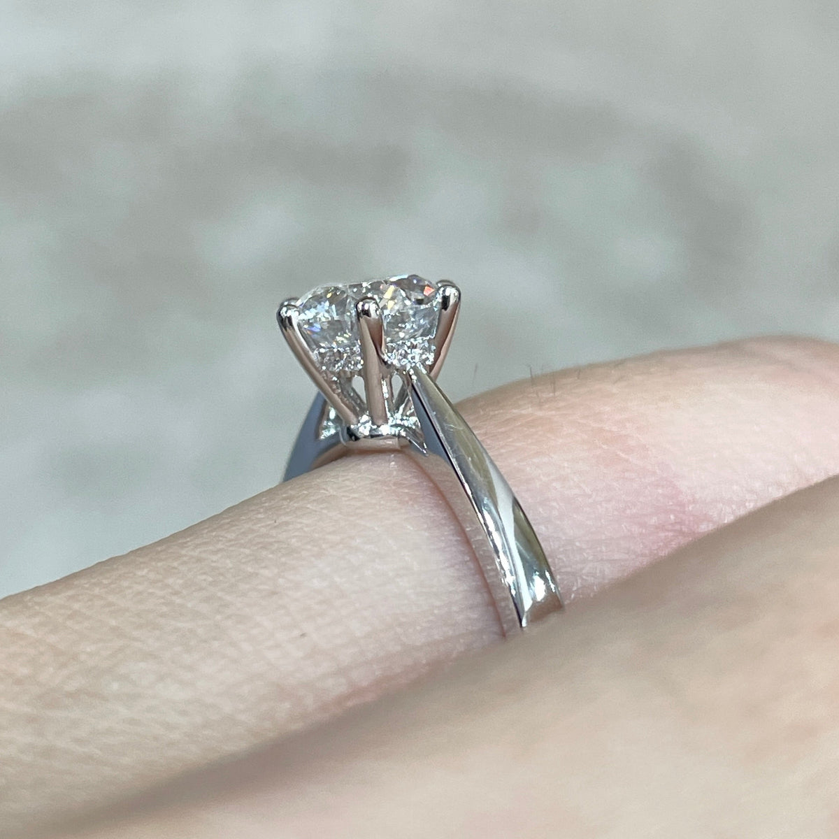IGI lab diamond round 1.2ct six-prong underhalo ring