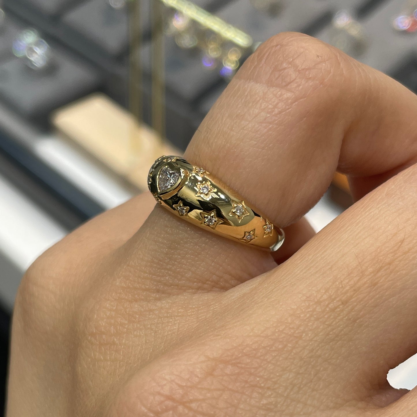Lab Diamond Heart shape 0.15ct bezel starburst dome ring