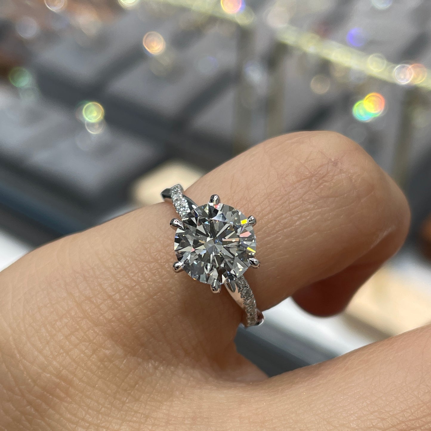 IGI lab diamond round 1.5ct six-prong pave twisted band ring