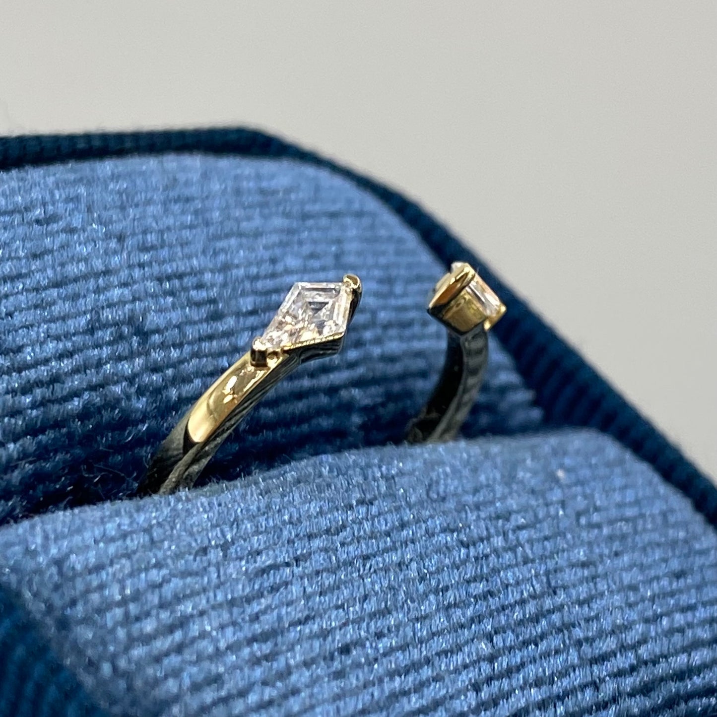 Lab diamond Kite 0.12ct open ring