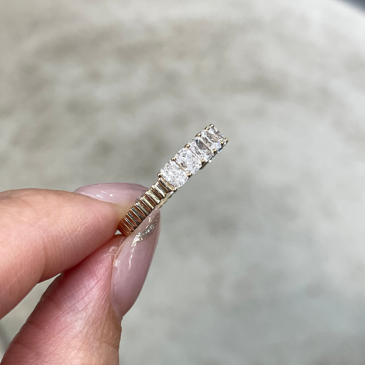 9k Lab diamond Radiant cut 1.35ct half eternity straight vertical line band ring
