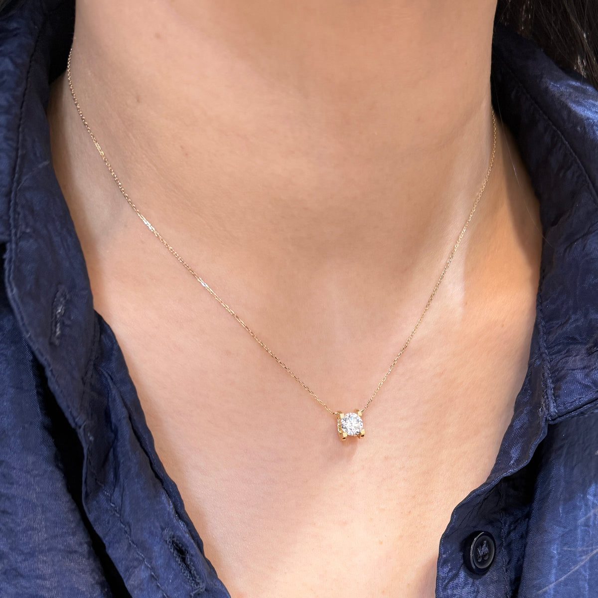 9k Lab diamond round 0.75ct classic C necklace