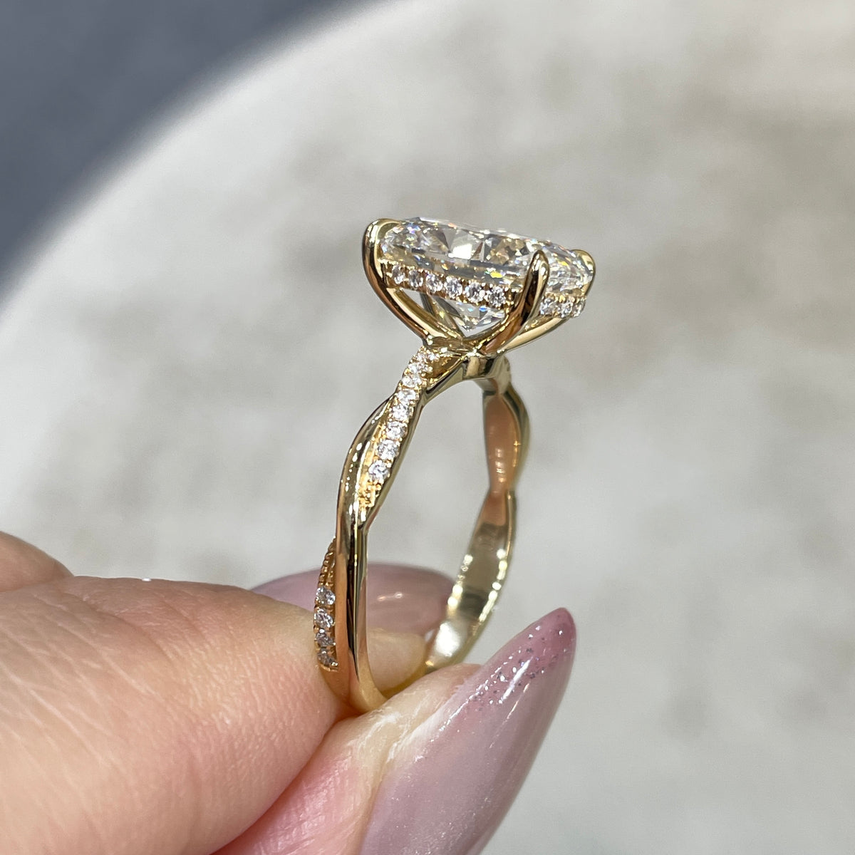 IGI Lab diamond Oval shape 3ct four-prong underhalo pave twisted band ring