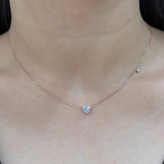 Lab diamond heart shape 0.6ct three-prong with little diamond necklace