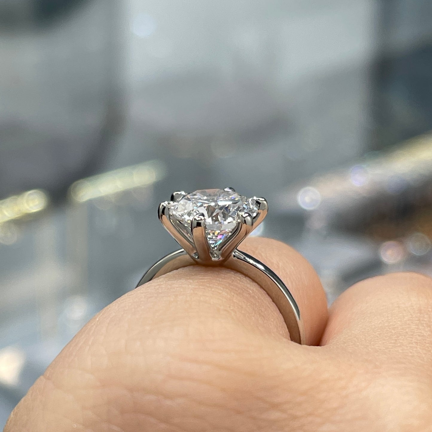 IGI Lab diamond Round 2ct six-prong solitaire ring