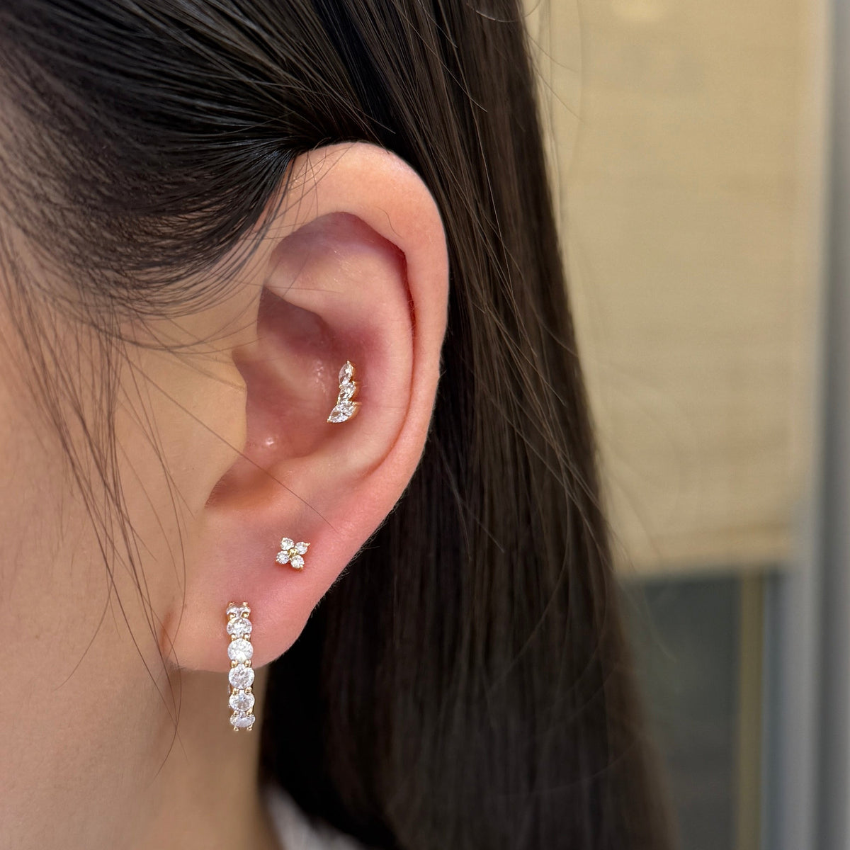 Lab diamond Round four-leaf baby flower stud earring - each