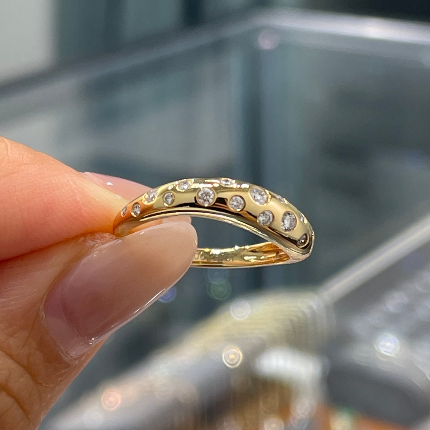 Lab diamond round 0.25ct bubble wavy dome ring