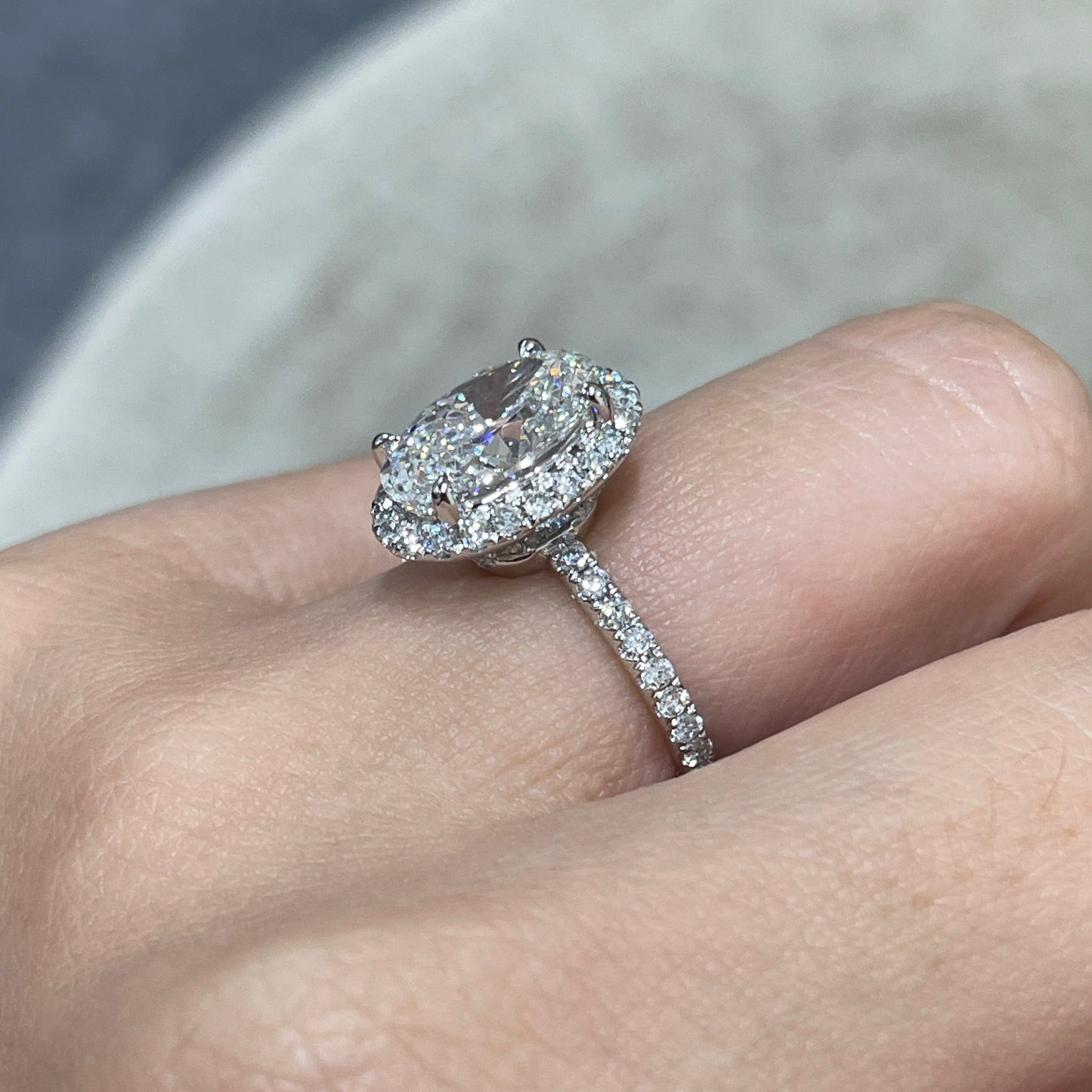 IGI Lab diamond Oval shape 2.5ct halo full pave ring