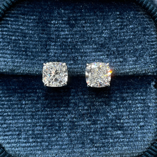 Lan diamond cushion cut 2ct four-prong stud earrings -pair