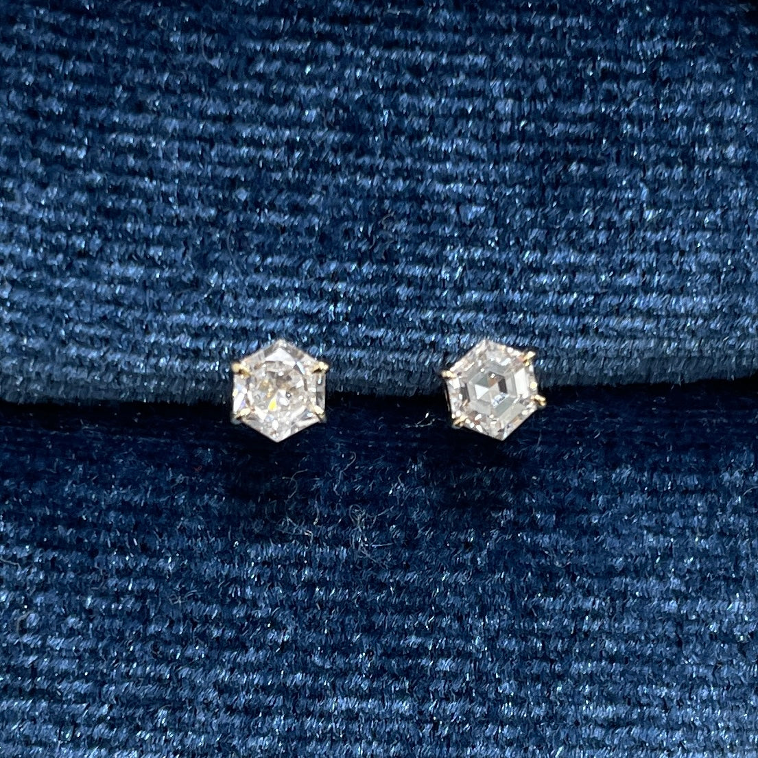 Lab diamond Hexagon cut 0.4ct stud earrings-pair