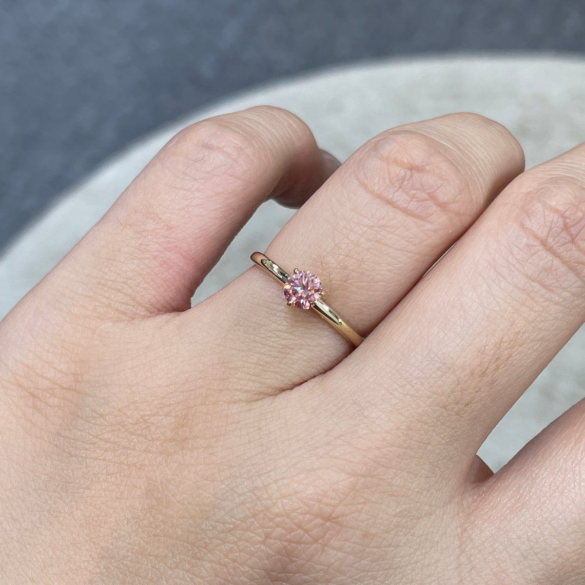 9k Lab pink diamond round 0.34ct  three-prong solitaire ring