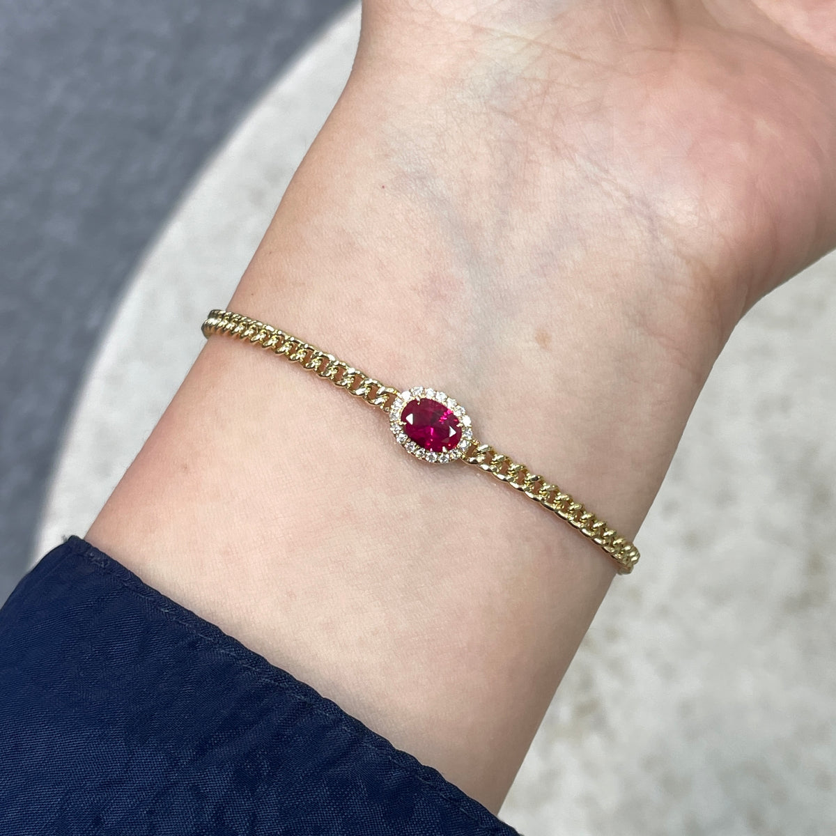 Lab pinkish ruby oval shape 0.8ct halo 3.1mm Cuban necklace