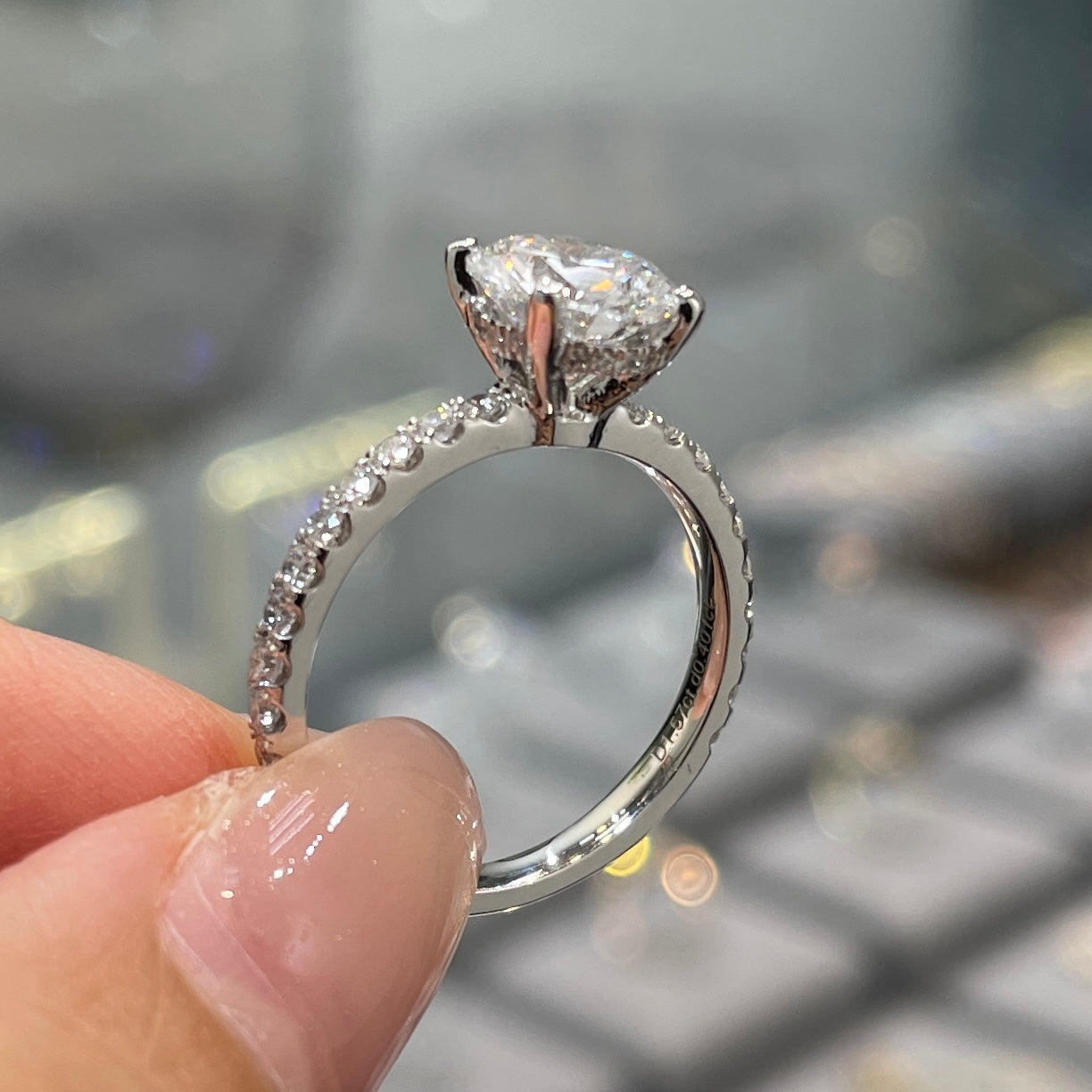 IGI lab diamond Round 1.5ct four-prong underhalo pave ring