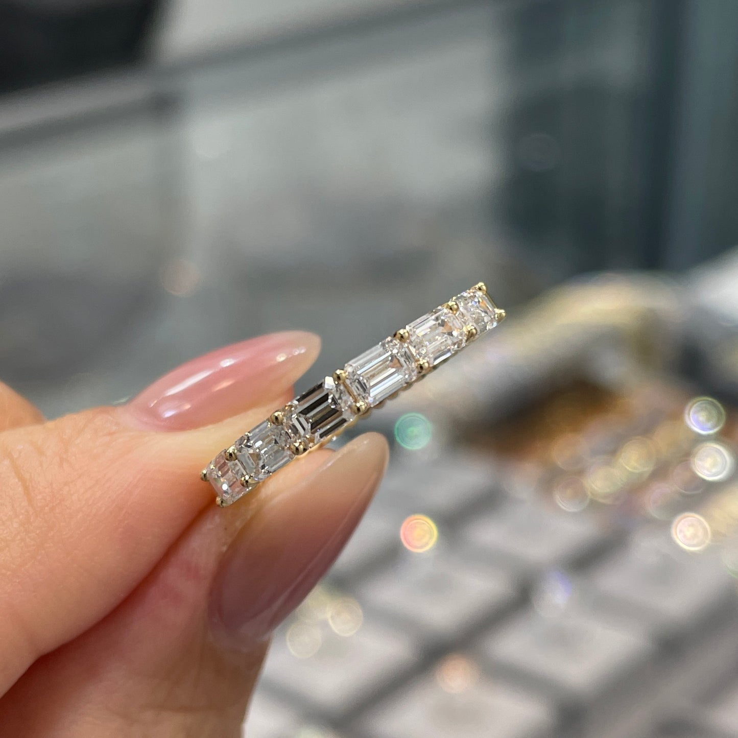 Lab diamond emerald cut 1.2ct horizontal half eternity straight vertical line band ring