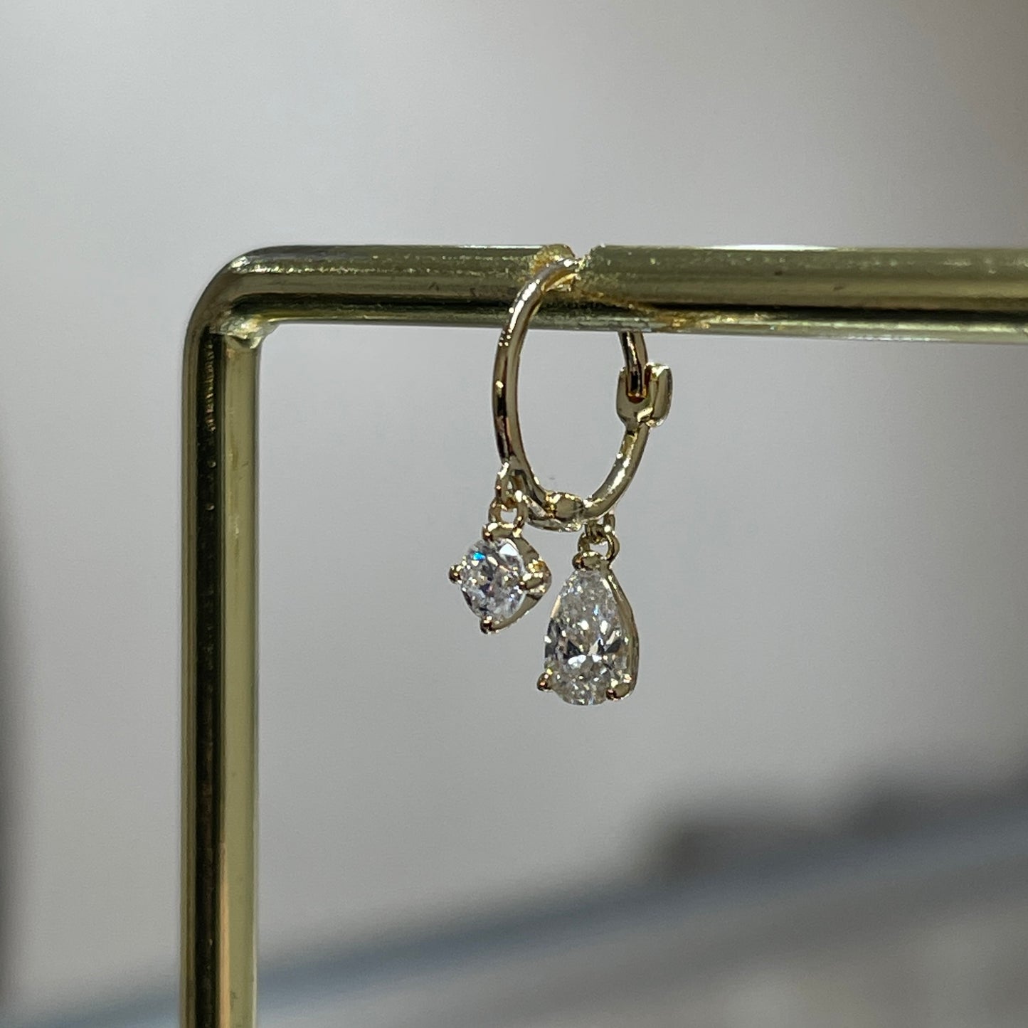 Lab diamond Pear and round 0.3ct 8mm swing hoop earring-each