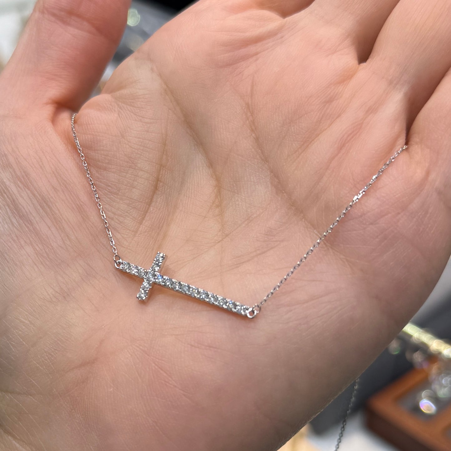 Lab Diamond round 0.4ct cross necklace