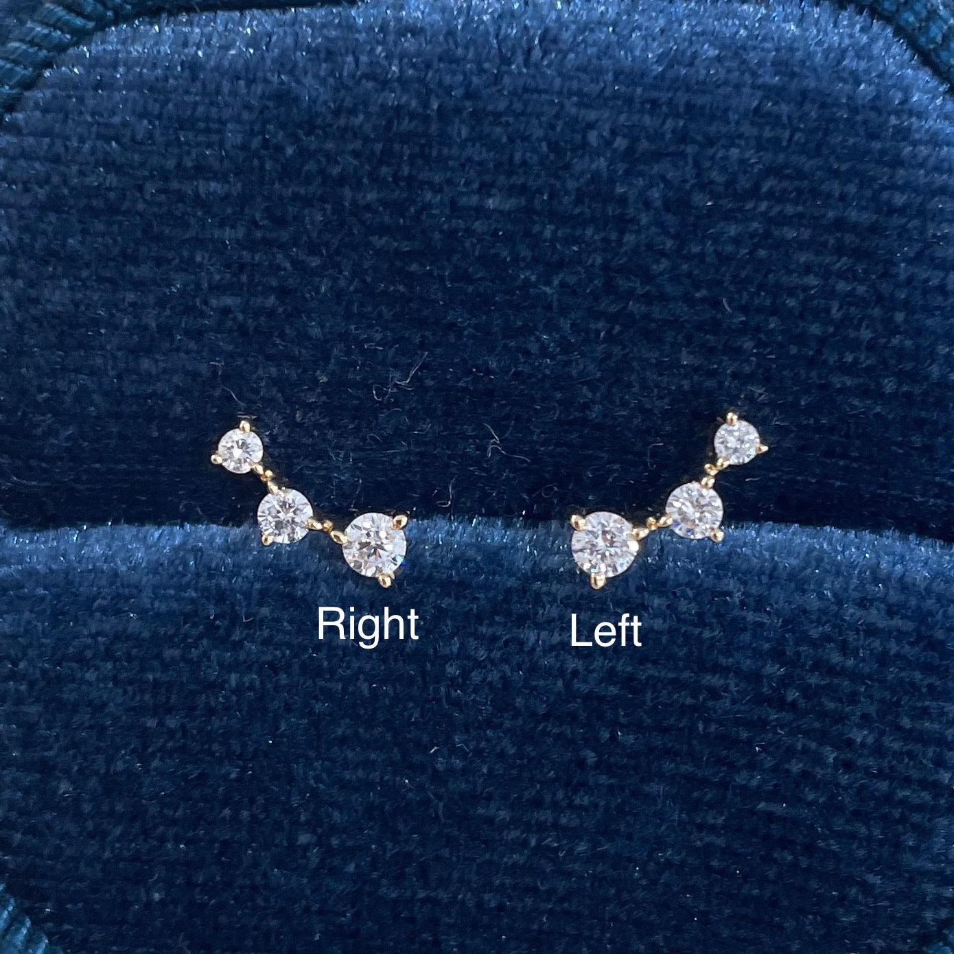 Lab diamond round 0.1ct trio ball to small curve bar stud earring-each