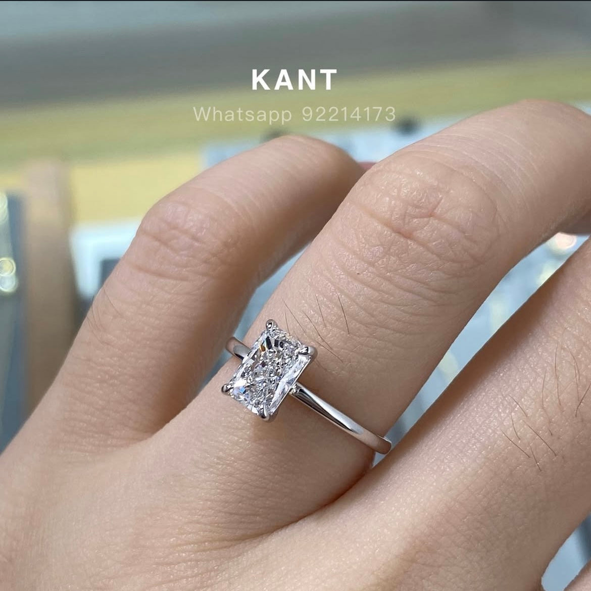 IGI Lab diamond Radiant cut 1ct four-prong solitaire ring
