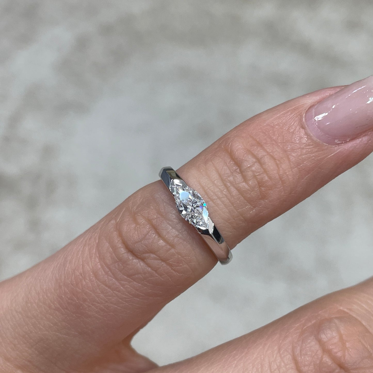 9K Lab diamond marquise 0.3ct east west horizontal pinky ring