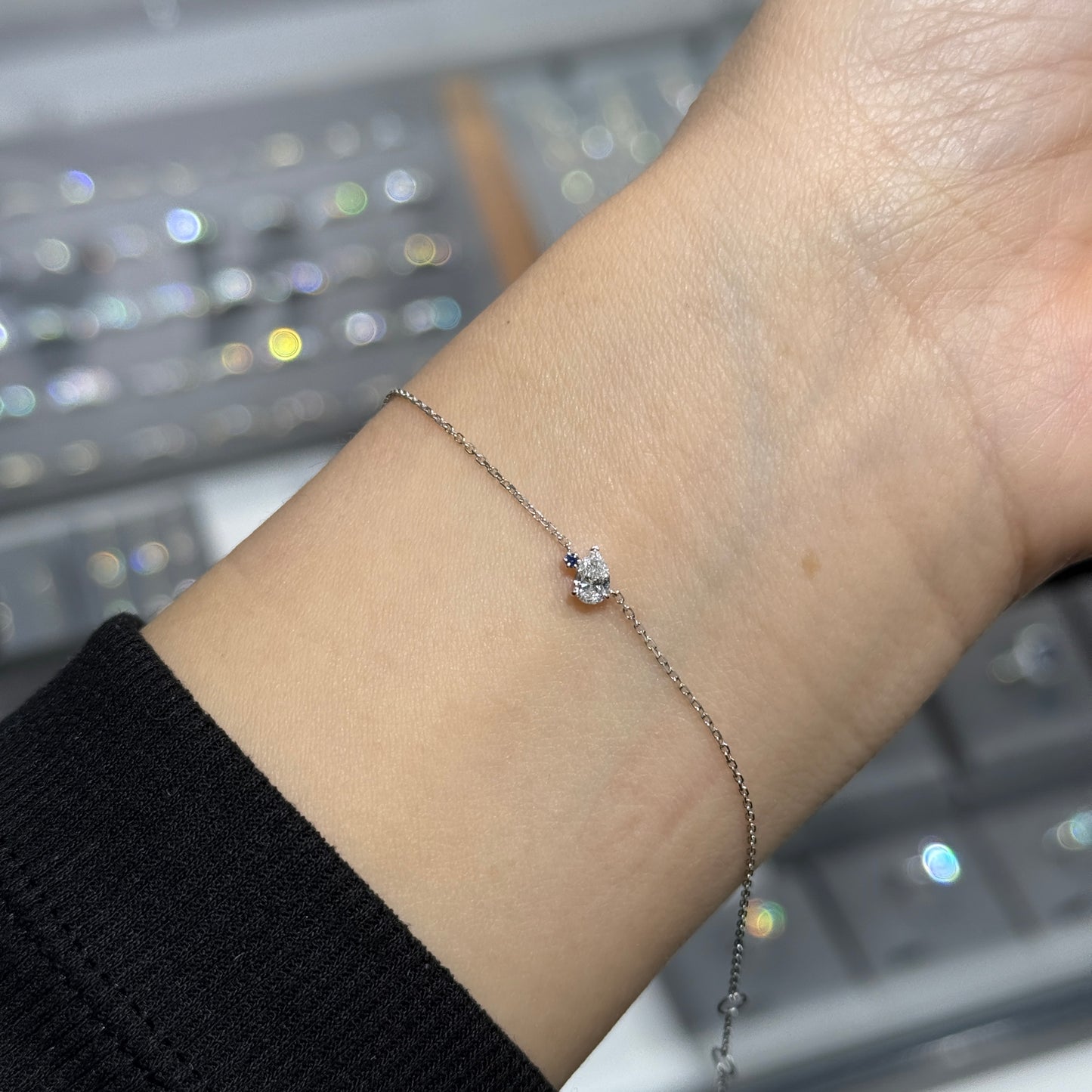 Lab diamond Pear shape 0.15ct with baby lab Sapphire royal blue bracelet