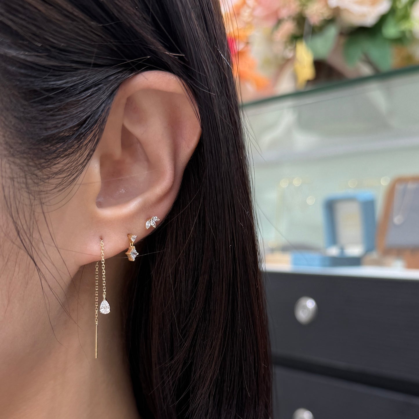 Lab diamond pear 0.15ct chain earring-each