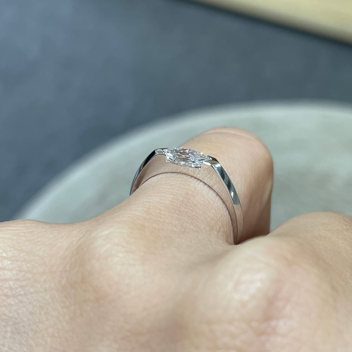 9K Lab diamond marquise 0.5ct east west horizontal ring