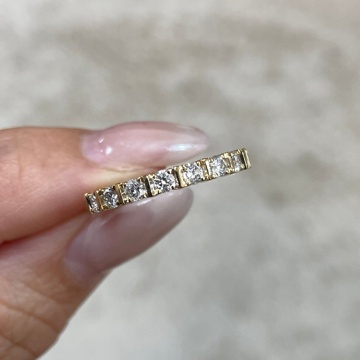 9k Lab diamond round 0.5ct bar setting half eternity vertical line ring