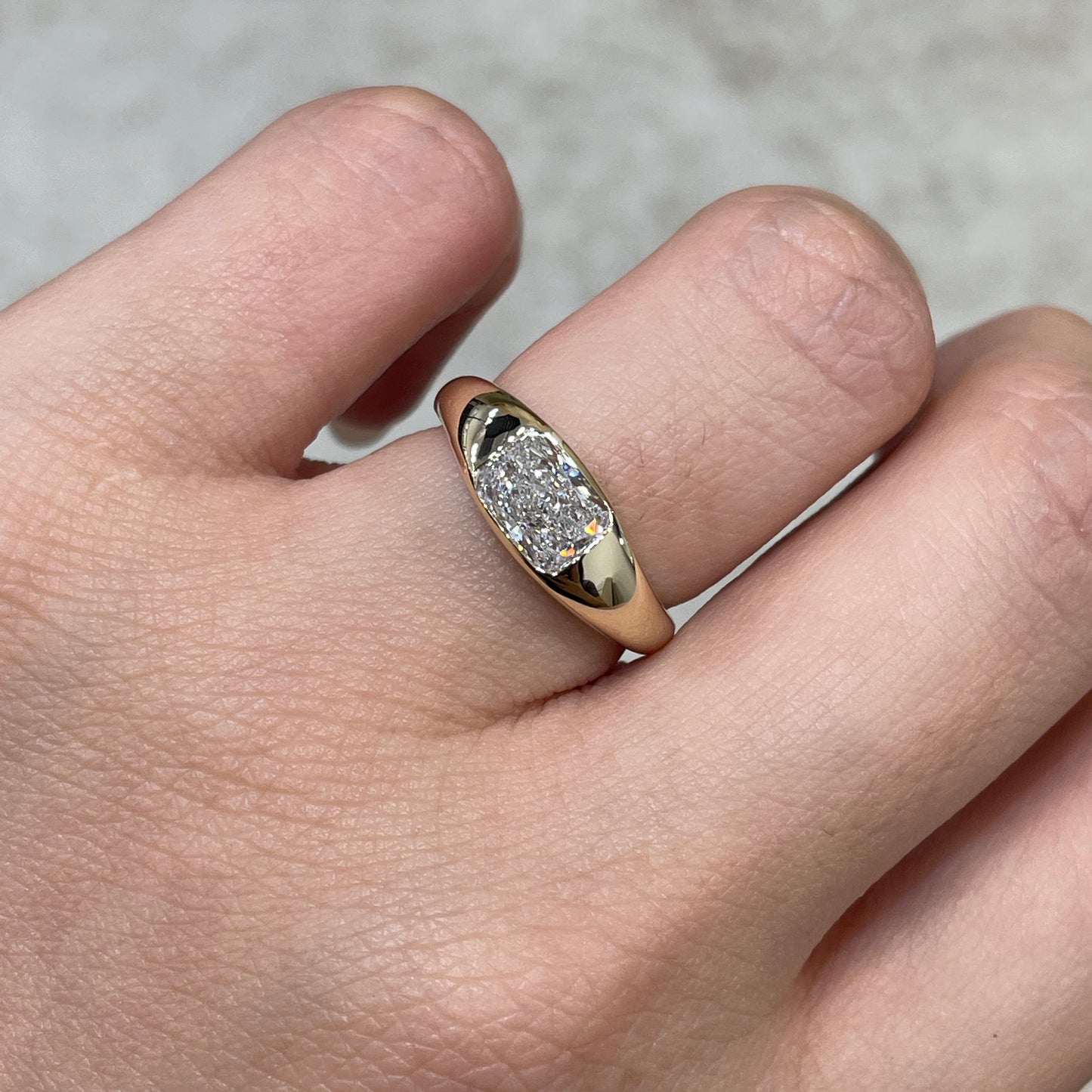 9k Lab diamond radiant cut 1ct bezel dome ring