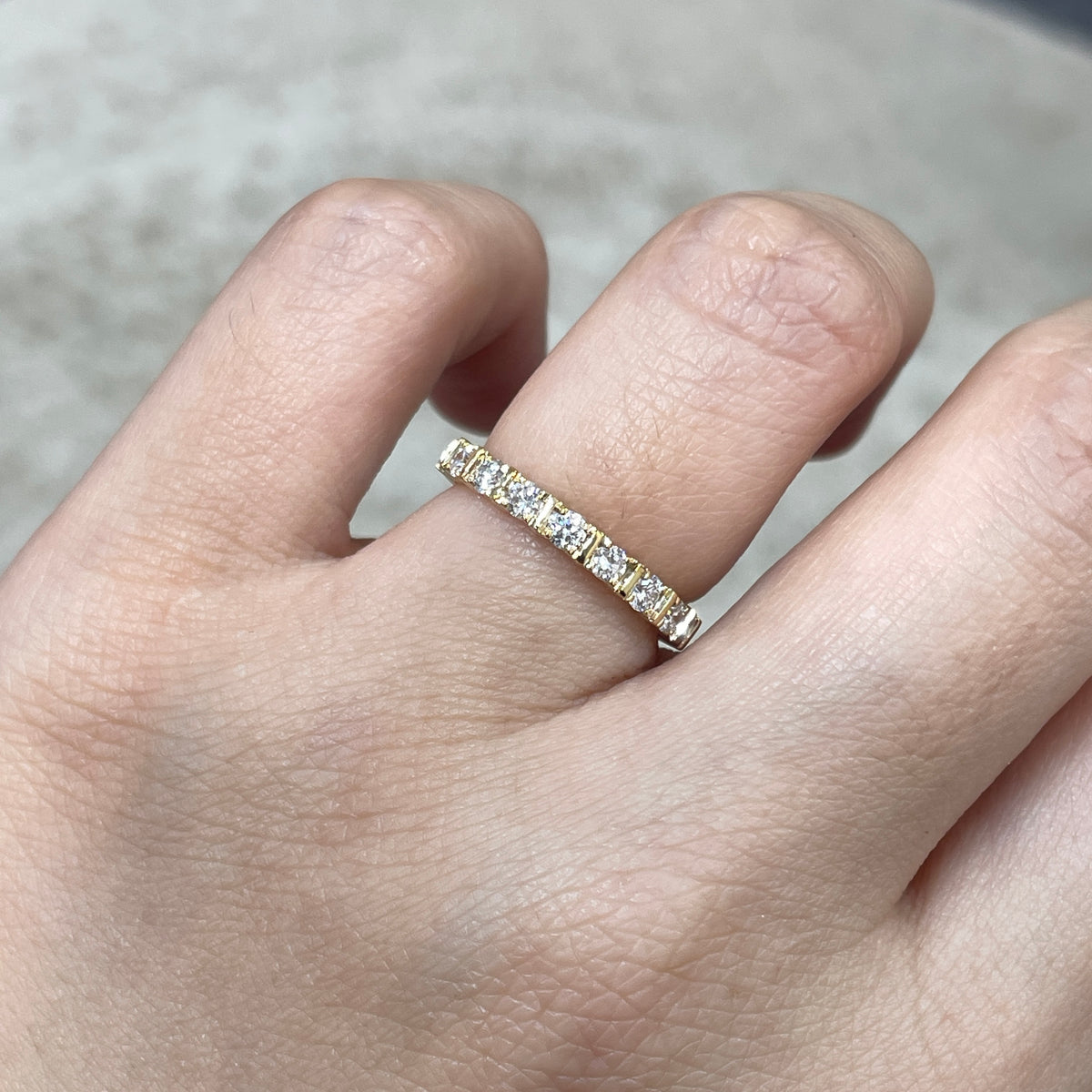 9k Lab diamond round 0.5ct bar setting half eternity vertical line ring