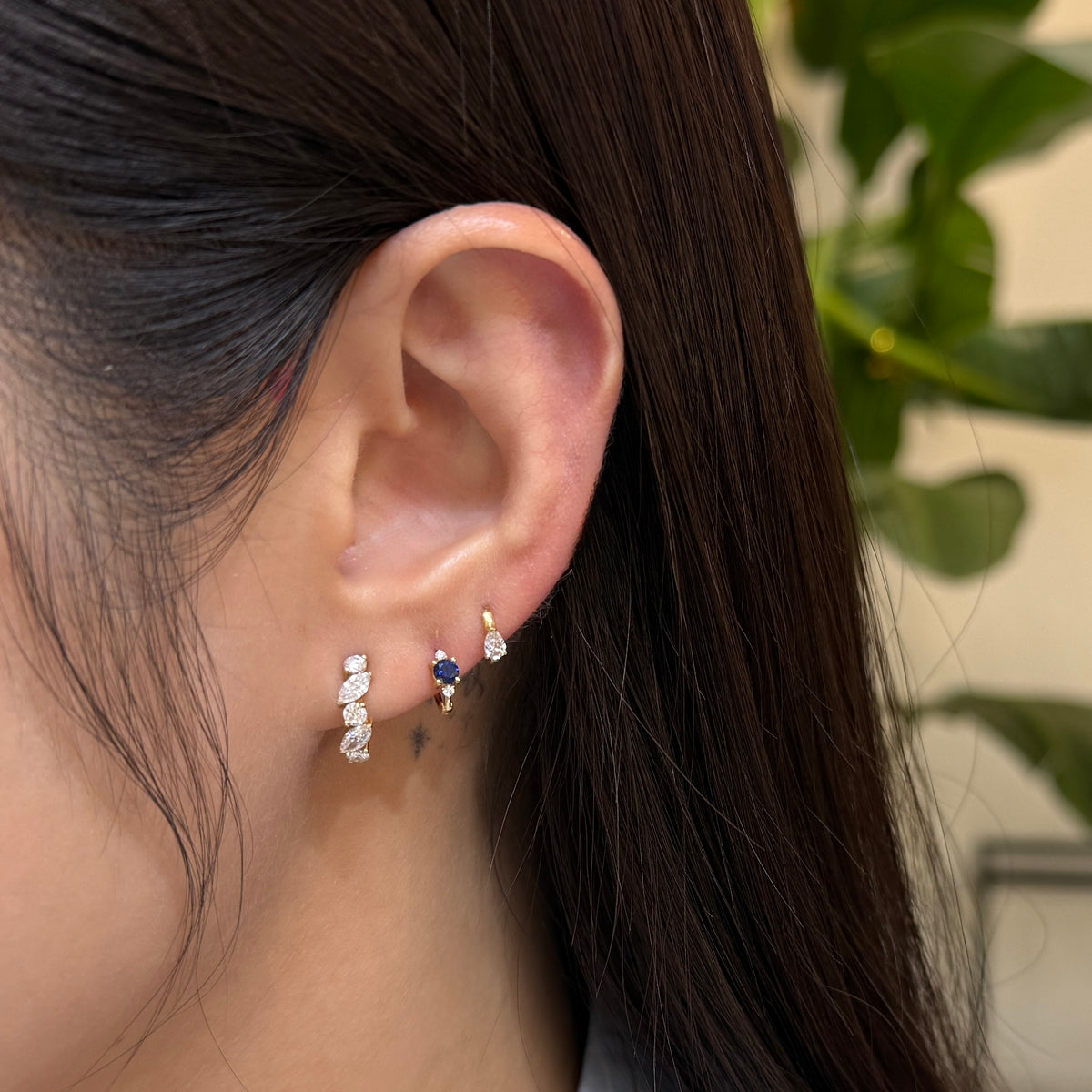 Lab Sapphire Royal blue round 0.15ct with lab diamond 6mm hoop earring-each