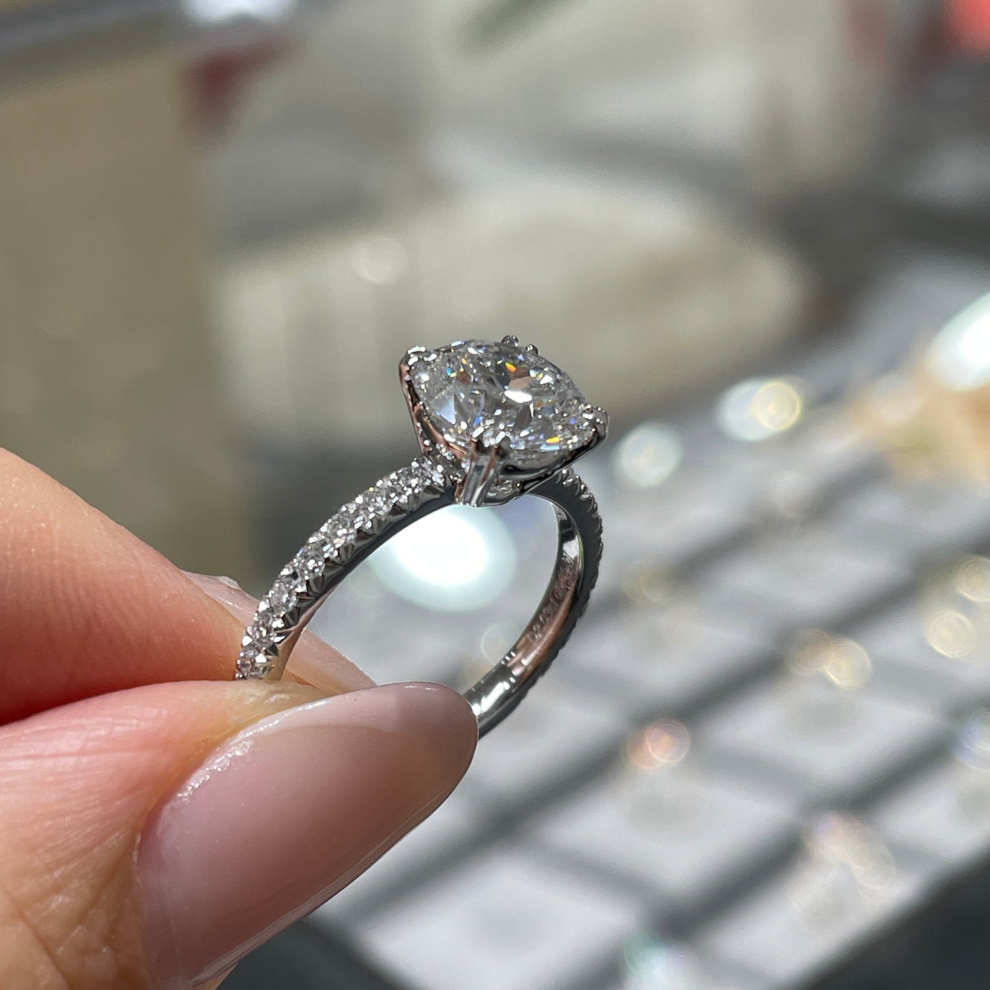 IGI Lab diamond Round 2ct four double prong pave ring