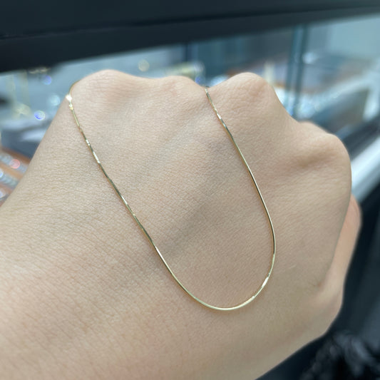 18k skinny snake ankle brcaelet
