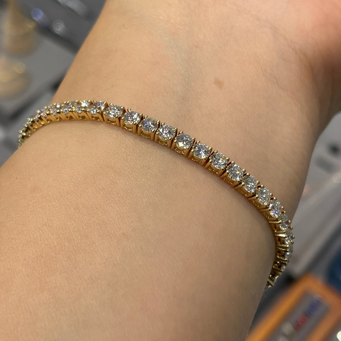 Lab Diamond round 6ct classic four-prong tennis bracelet