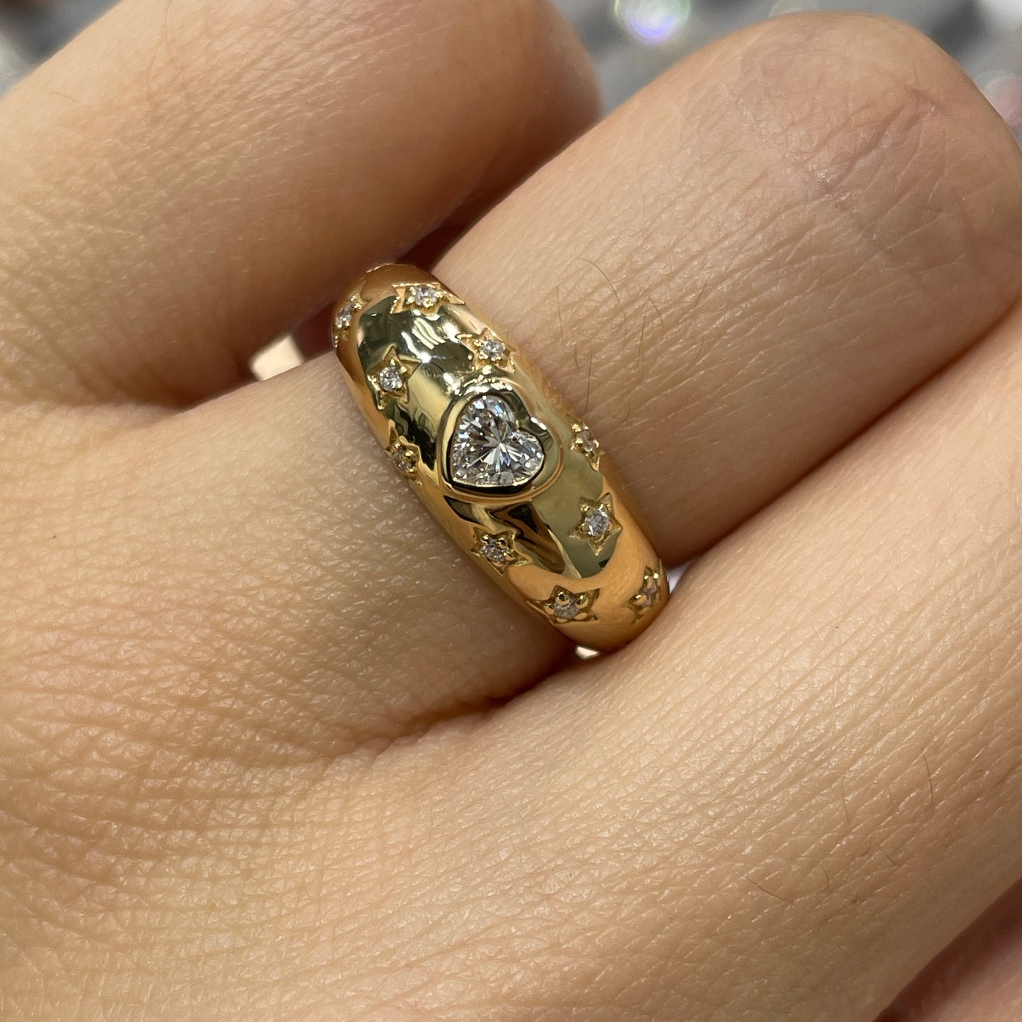 Lab Diamond Heart shape 0.15ct bezel starburst dome ring