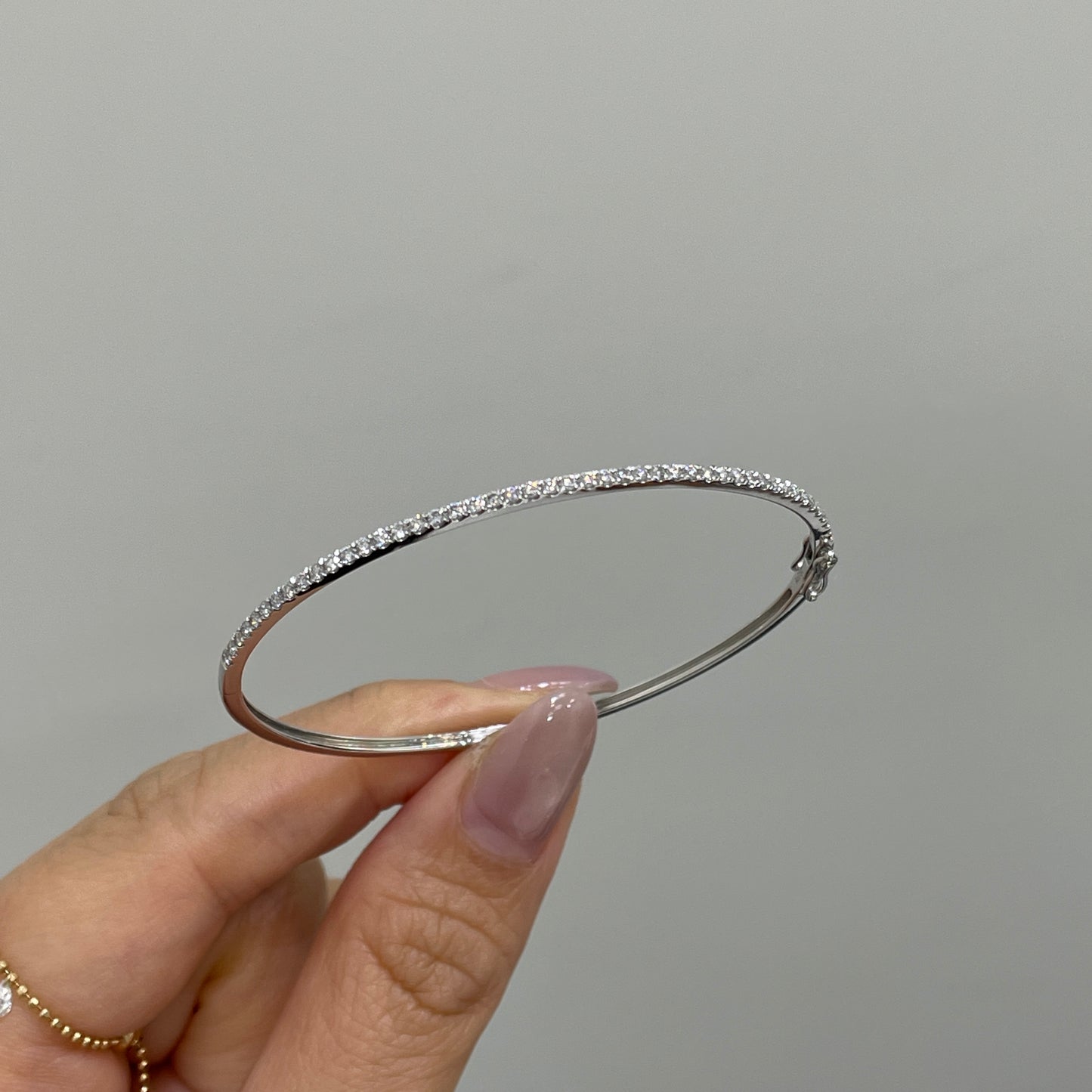 Lab diamond Round 0.5ct four-prong half tennis bangle