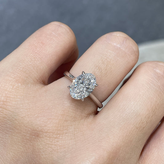 IGI Lab diamond Oval shape 2ct four-prong under halo ring