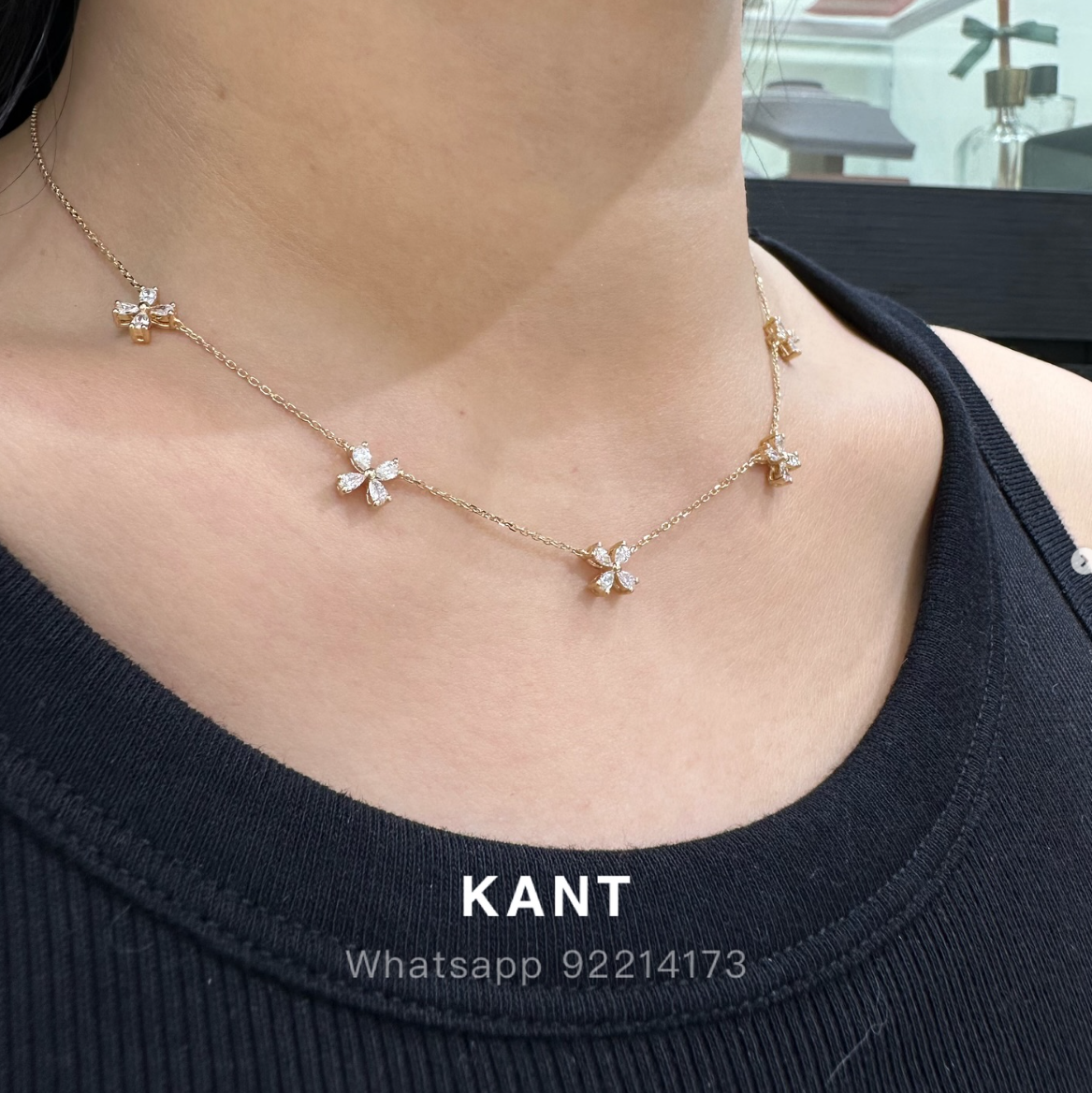 Lab diamond pear 0.8ct flowers necklace