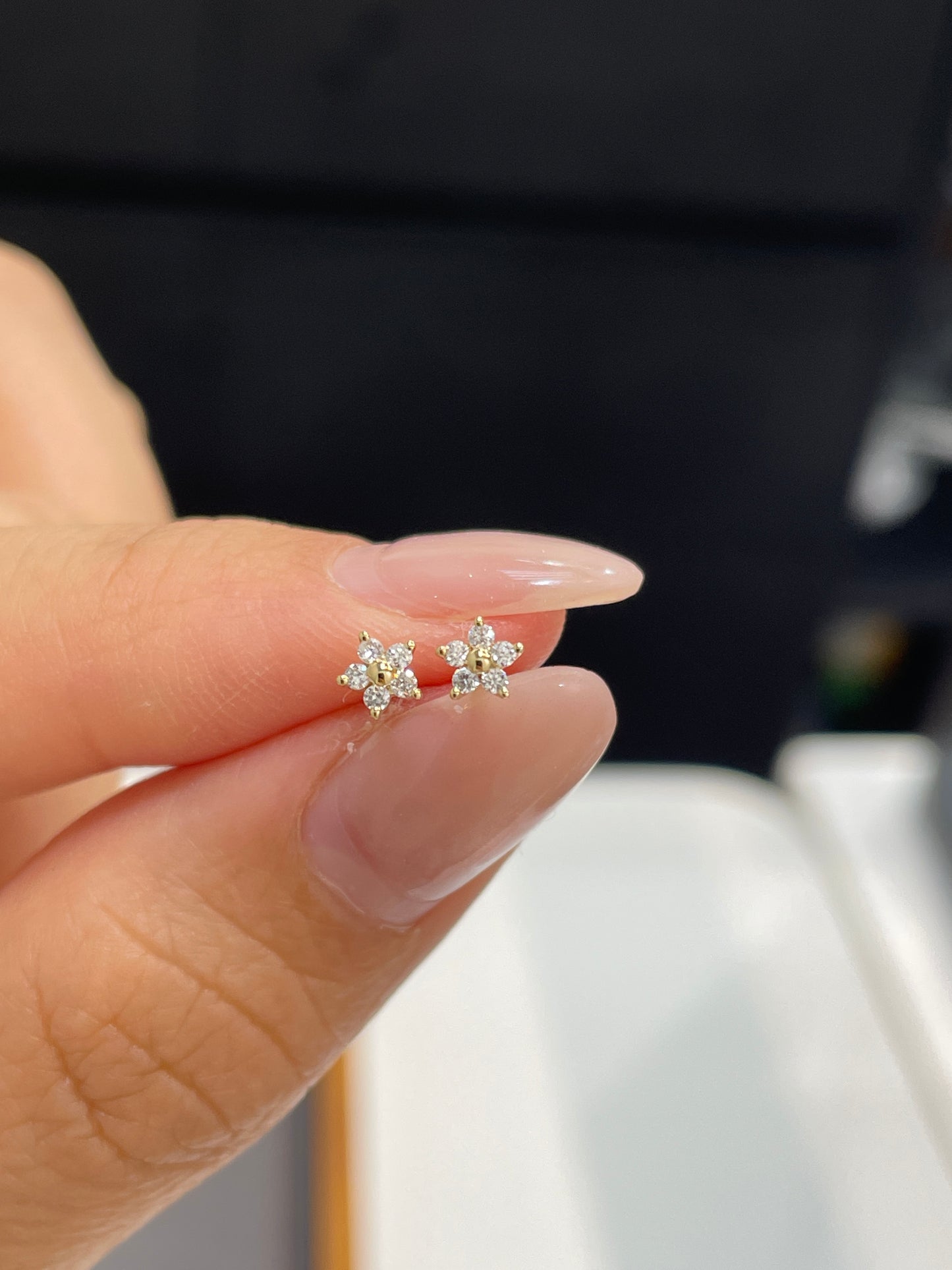 Lab diamond Round five-leaf baby flower stud earring - each